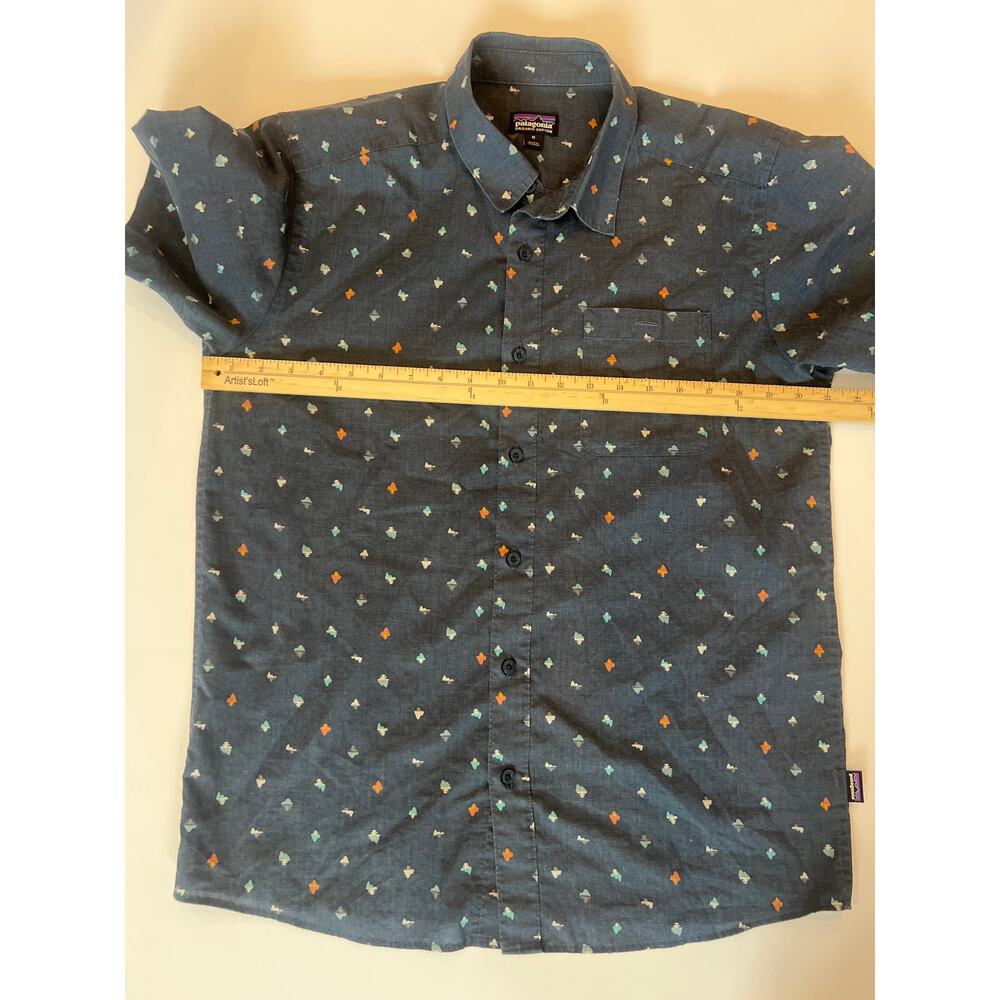 Patagonia Worn Wear
Men's Go-To Shirt Organic cotton size medium - Picture 11 of 12